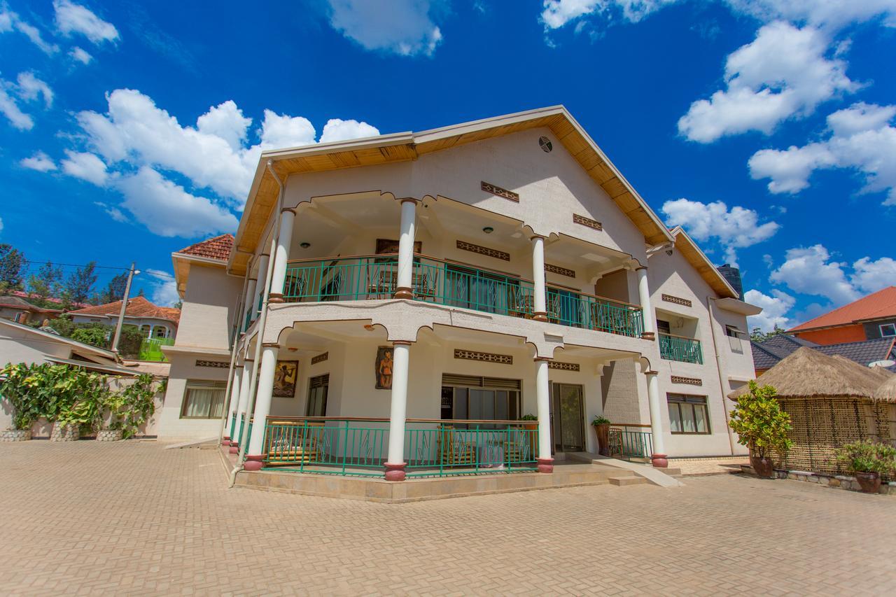 Auberge Saint Jean Leopold Kigali Exterior foto