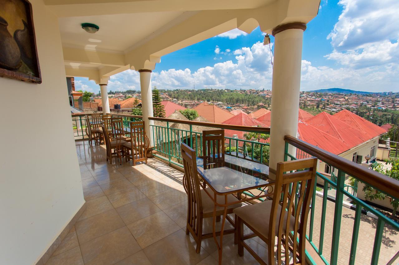 Auberge Saint Jean Leopold Kigali Exterior foto
