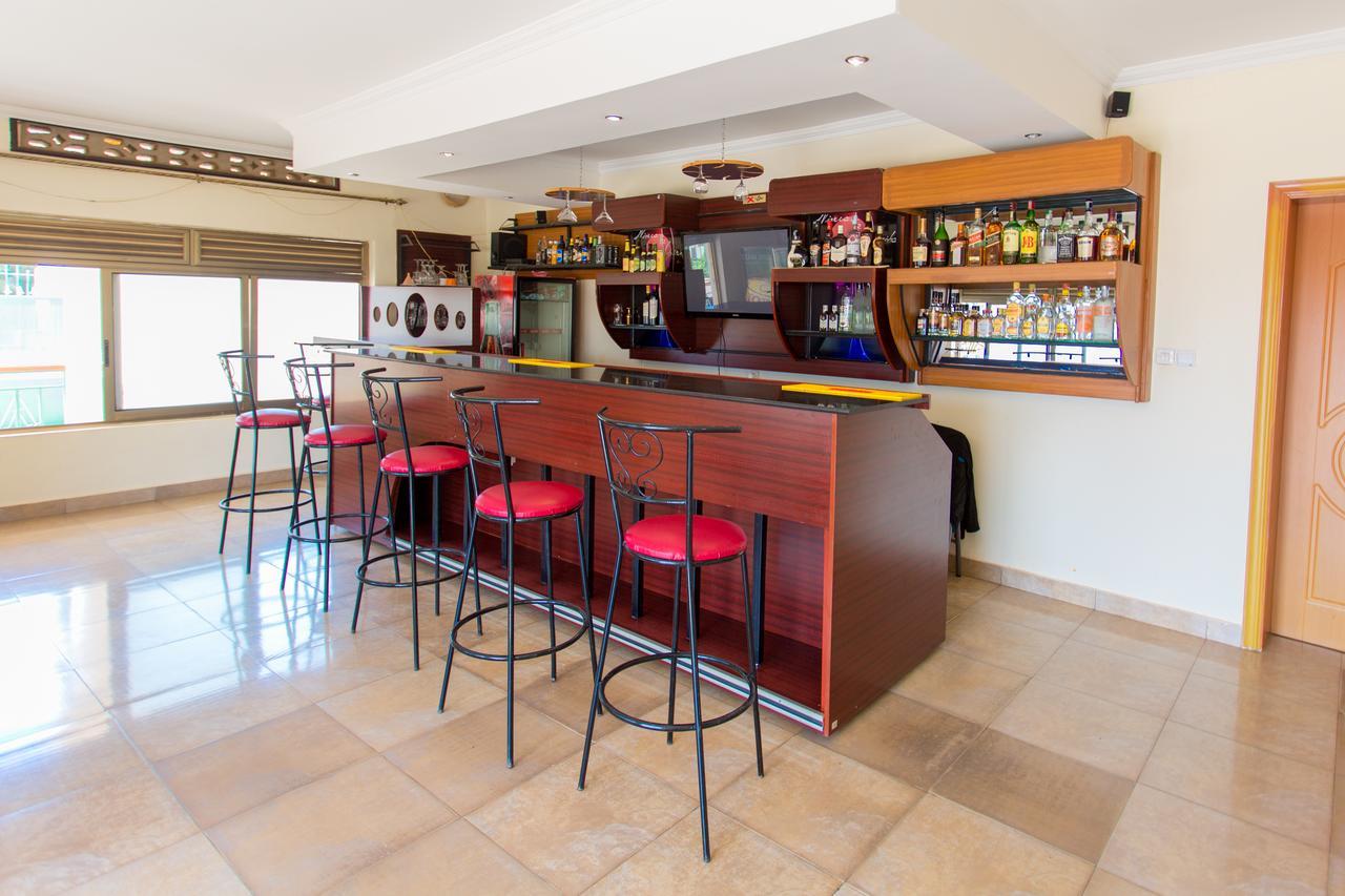 Auberge Saint Jean Leopold Kigali Exterior foto